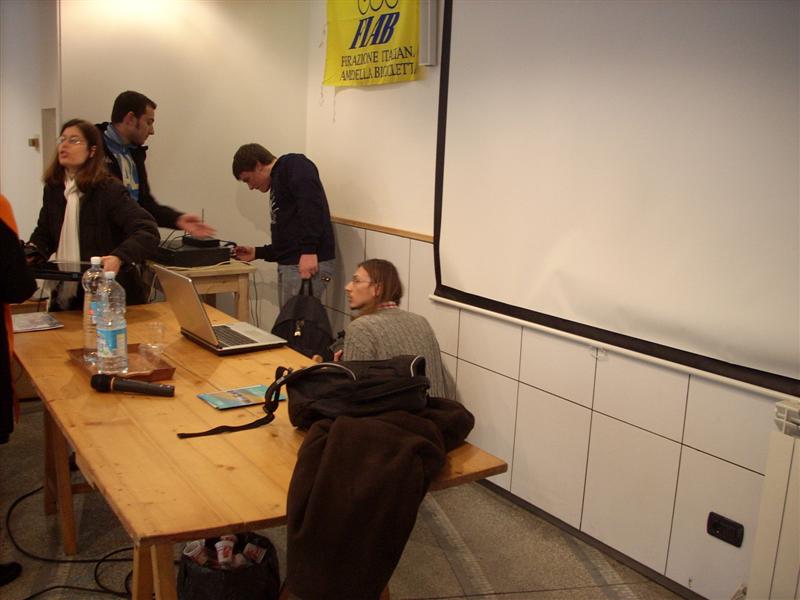 File:Perlustrazione 17-feb-Palco.jpg