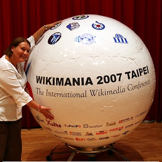 File:Frieda Wikimania.jpg