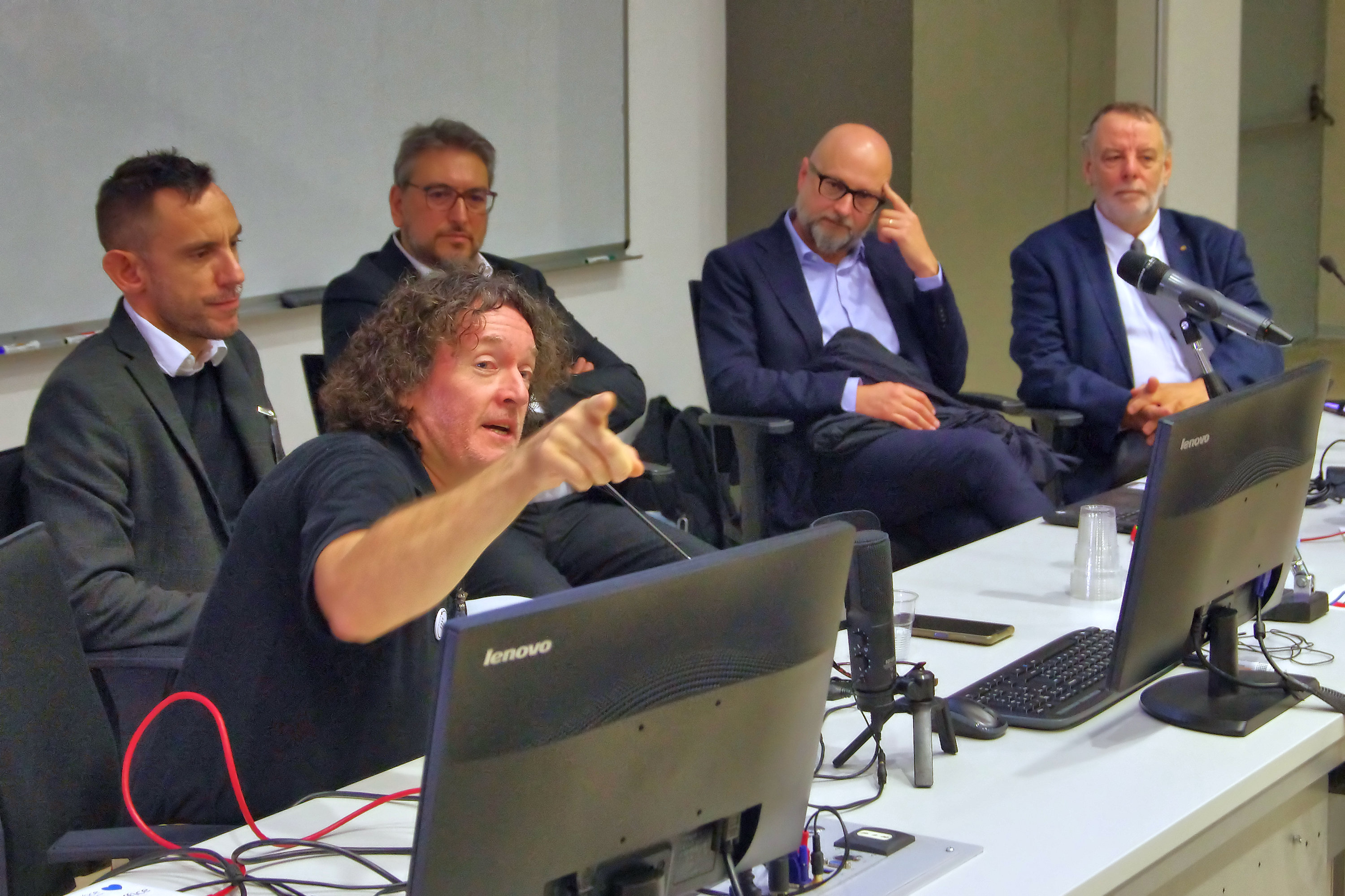 20221022 085644 K5011723.jpg