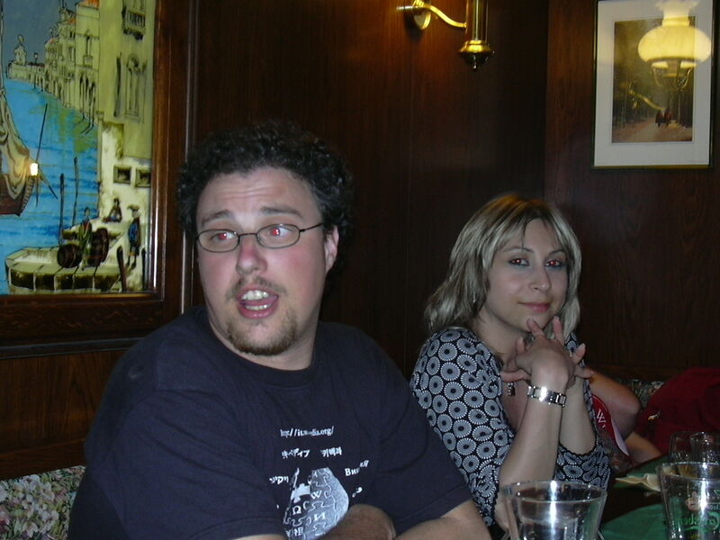 File:Una pizza surgelata.jpg