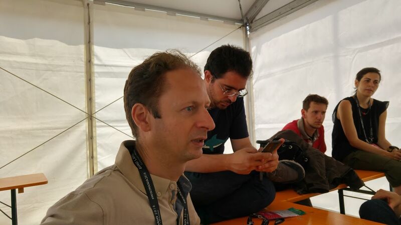 File:Scuola e Wikidia.jpg